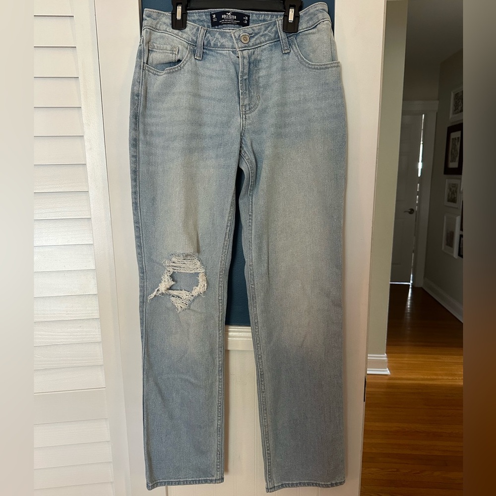 Low-Rise 9Os Vintage Straight Light Wash Jeans